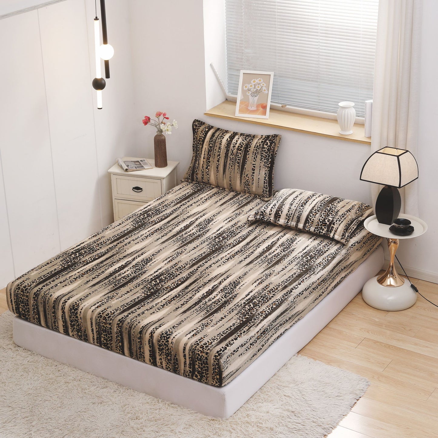 Husa Cocolino cu Elastic+2 Fete de Perna, Animal Print-D8603