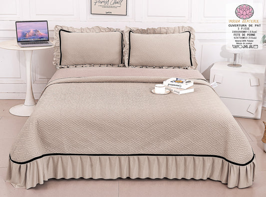 Cuvertura 3 Piese de Lux, din Catifea, cu Volanase, Coffe Latte-P8862