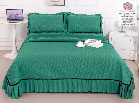 Cuvertura 3 Piese de Lux, din Catifea, cu Volanase, Verde-P8863