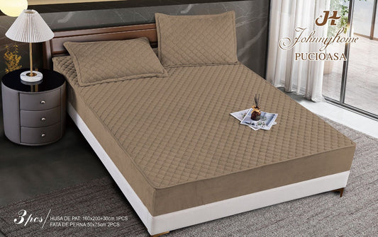 Husa matlasata tip topper din catifea, 160x200cm+2 fete de perna 50x70cm, Maroniu-H7201
